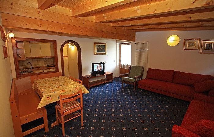 Apartmán Cesa Roseda Canazei Pokoj fotografie